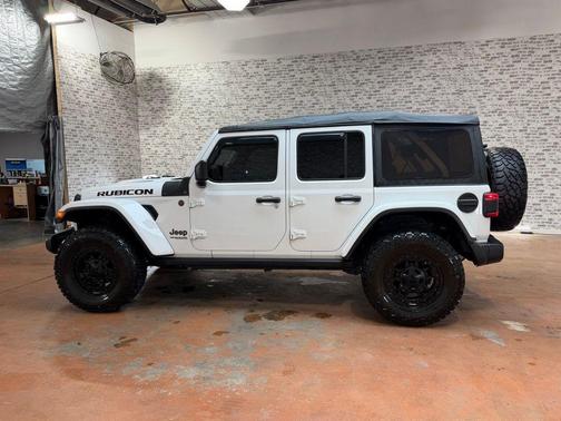 Bright White Clearcoat 2018 Jeep Wrangler Unlimited Rubicon