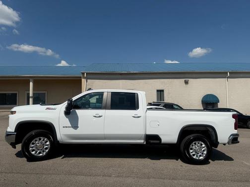 2024 Chevrolet Silverado 3500 LT
