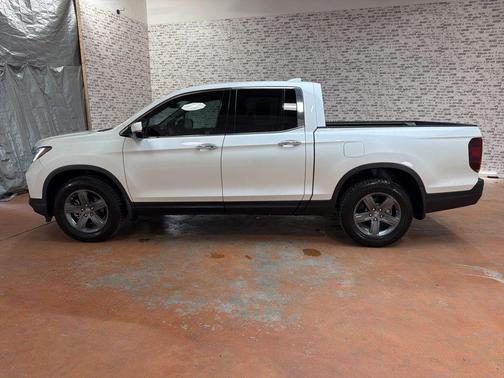 Platinum White Pearl 2023 Honda Ridgeline RTL-E