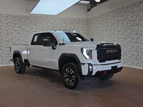 2024 GMC Sierra 2500 AT4