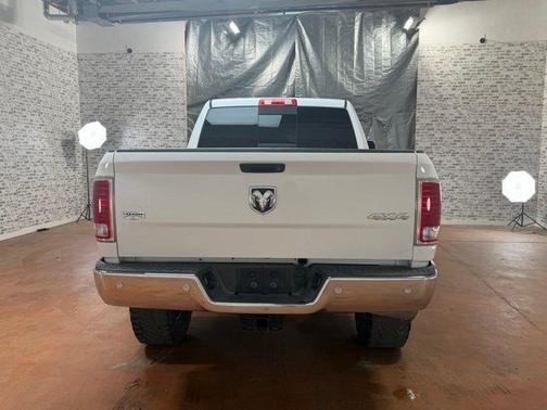 Bright White Clearcoat 2017 RAM 2500 Laramie