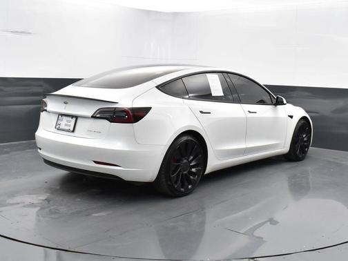2022 Tesla Model 3 Performance
