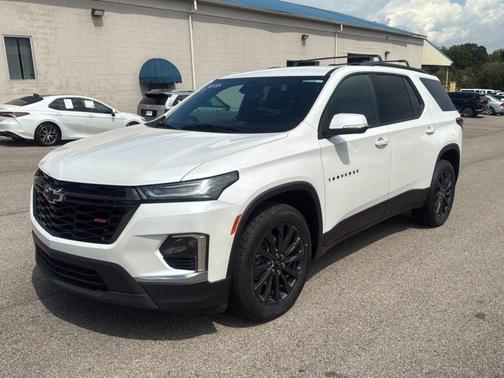 2022 Chevrolet Traverse RS