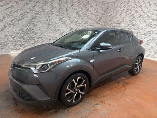 Magnetic Gray Metallic 2018 Toyota C-HR XLE Premium