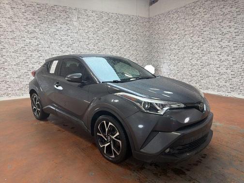 Magnetic Gray Metallic 2018 Toyota C-HR XLE Premium