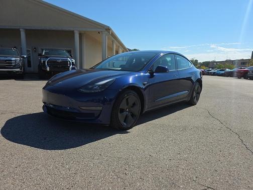 2023 Tesla Model 3 Base