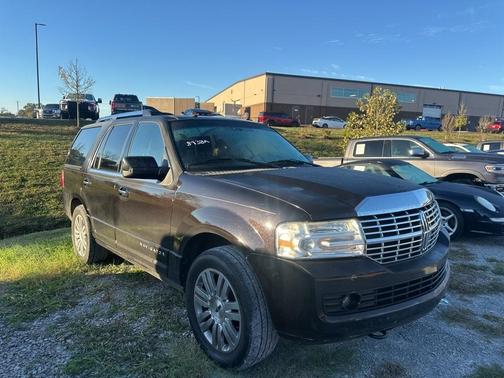 2013 Lincoln Navigator Base