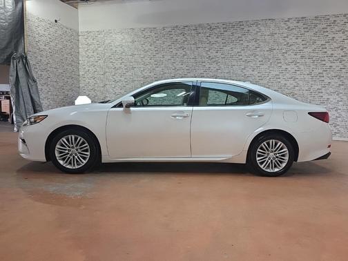 2018 Lexus ES 350 Base