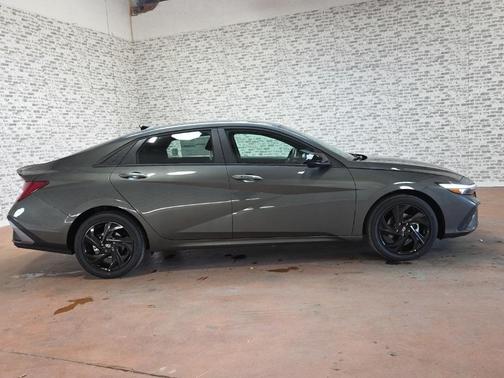 2026 Hyundai ELANTRA HEV SEL Sport