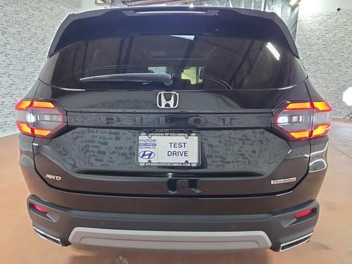 2023 Honda Pilot Touring
