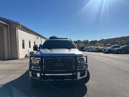 2022 Ford F-450 Lariat