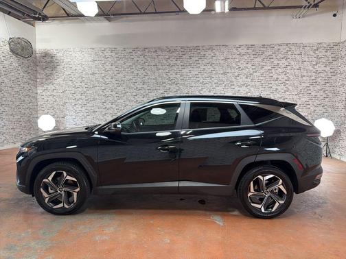 Black Pearl 2024 Hyundai TUCSON Hybrid SEL Convenience
