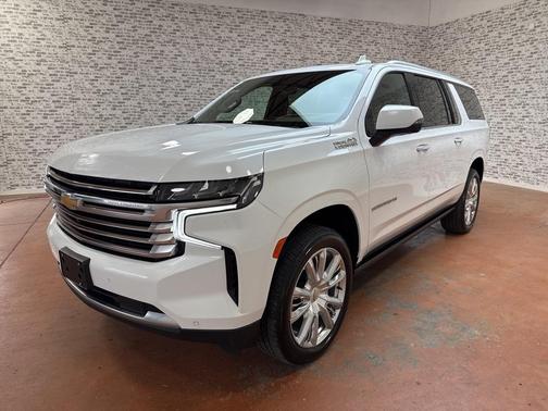 2022 Chevrolet Suburban High Country