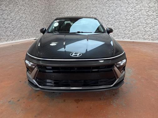 2024 Hyundai SONATA Hybrid Limited