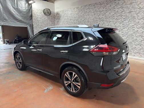 Magnetic Black 2020 Nissan Rogue SV