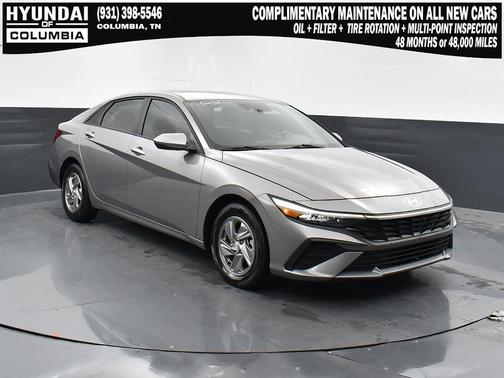 2024 Hyundai ELANTRA SE