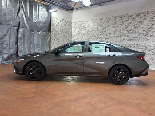 Amazon Gray 2026 Hyundai ELANTRA SEL Sport