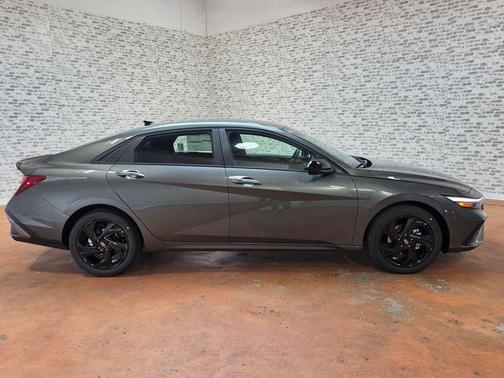 Amazon Gray 2026 Hyundai ELANTRA SEL Sport