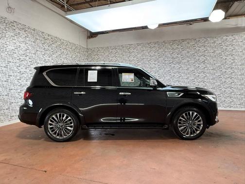 2021 INFINITI QX80 SENSORY