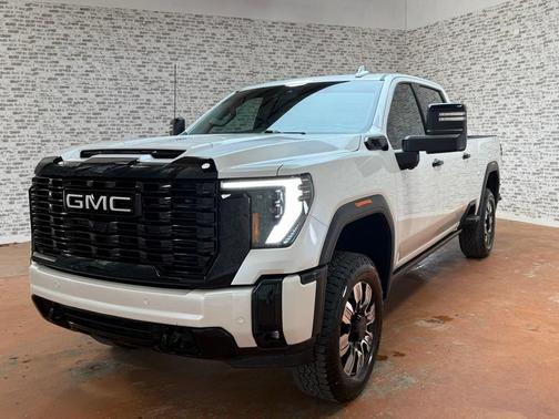 2024 GMC Sierra 2500 Denali