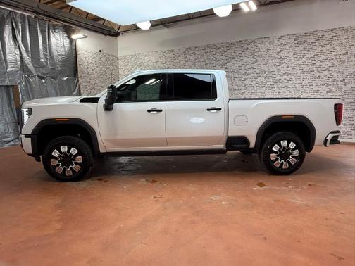 2024 GMC Sierra 2500 Denali