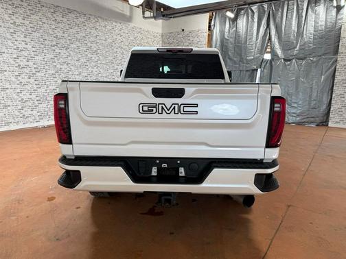 2024 GMC Sierra 2500 Denali