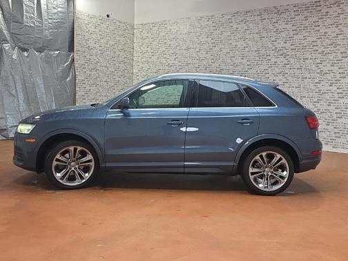 2017 Audi Q3 2.0T Premium Plus