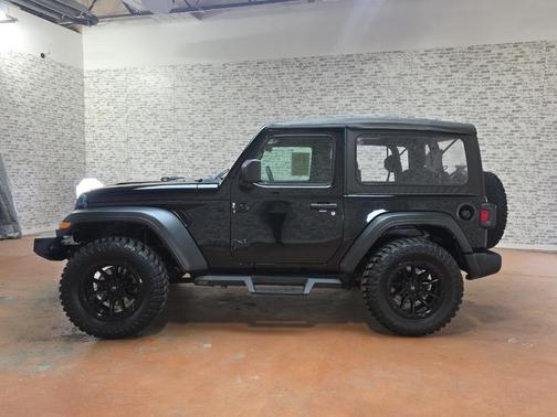 2021 Jeep Wrangler Sport