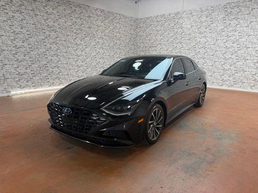 Phantom Black 2021 Hyundai SONATA Limited