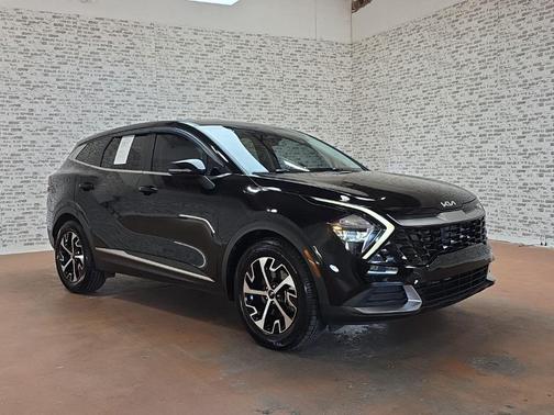 Ebony Black 2023 Kia Sportage EX