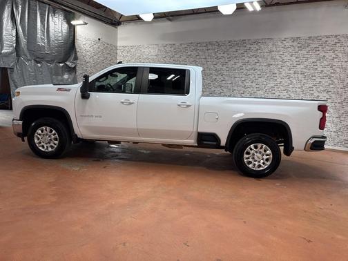 2023 Chevrolet Silverado 2500 LT