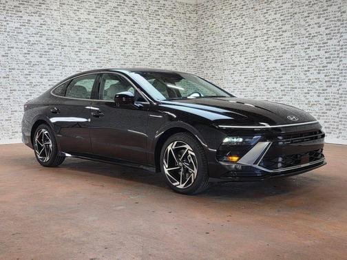Black 2026 Hyundai SONATA SEL Sport