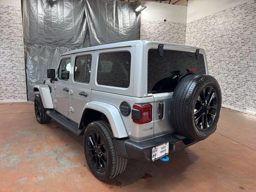 2022 Jeep Wrangler Unlimited 4xe Sahara