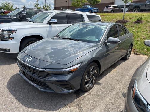 Gray 2025 Hyundai ELANTRA Limited