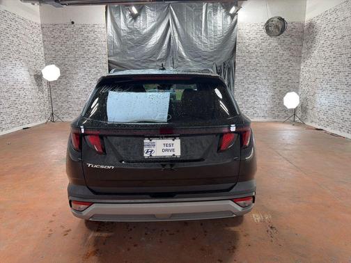 Phantom Black 2026 Hyundai TUCSON SEL