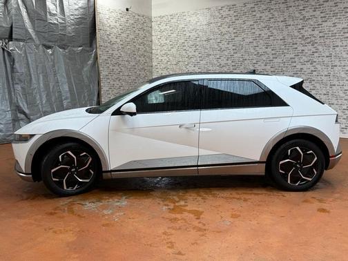 2024 Hyundai IONIQ 5 Limited
