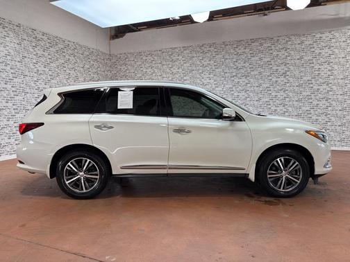 2020 INFINITI QX60 Luxe