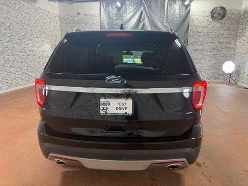 Shadow Black 2016 Ford Explorer Limited
