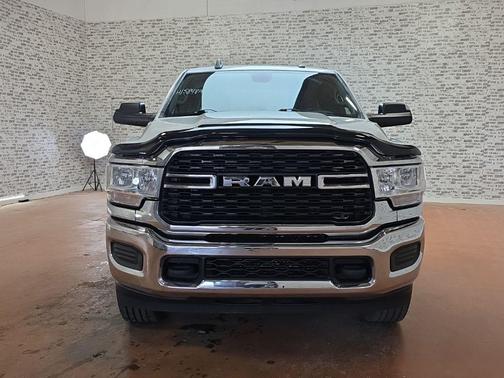 Bright White Clearcoat 2022 RAM 3500 Big Horn