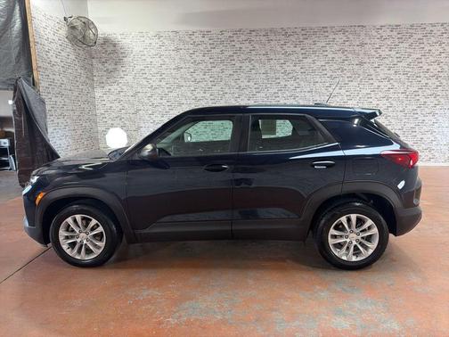 Midnight Blue Metallic 2021 Chevrolet Trailblazer LS