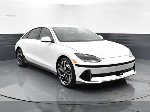 2025 Hyundai IONIQ 6 SEL