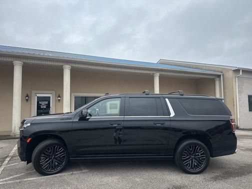 2021 Chevrolet Suburban High Country