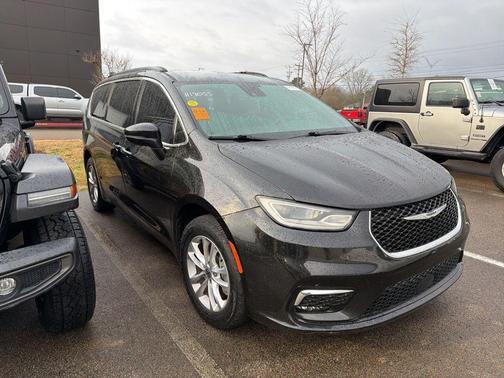 2022 Chrysler Pacifica Touring