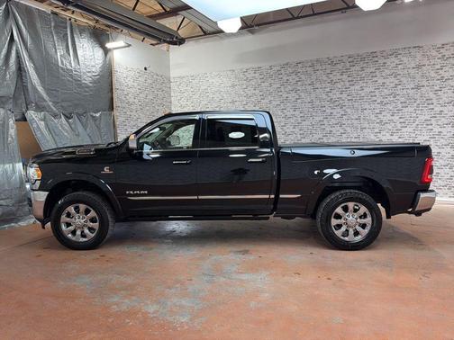 Diamond Black 2019 RAM 2500 Limited