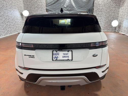 Fuji White 2020 Land Rover Range Rover Evoque SE