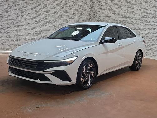 2025 Hyundai ELANTRA HEV SEL