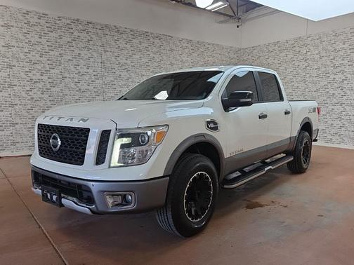 2017 Nissan Titan PRO-4X