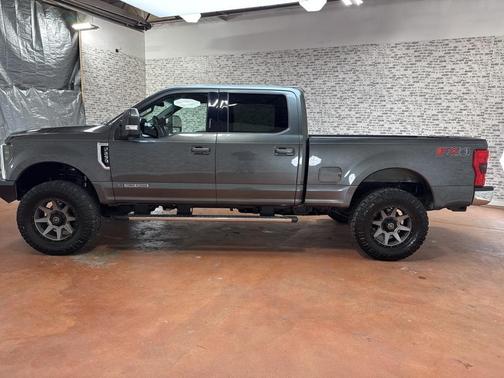 2017 Ford F-250 Lariat