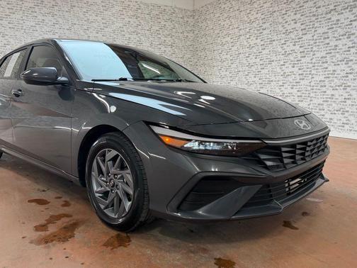 2024 Hyundai ELANTRA HEV Blue