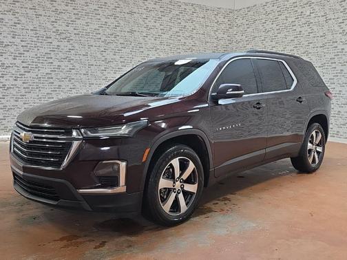 2022 Chevrolet Traverse LT Leather
